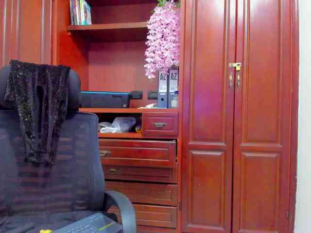 ValkiriaContee webcam