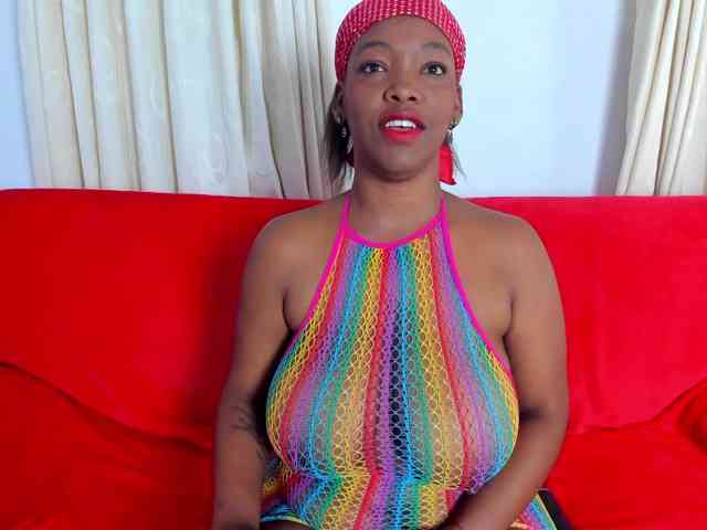 ValkiriaContee bongacams