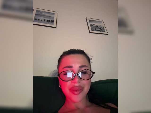  KatrinMoreno chat room