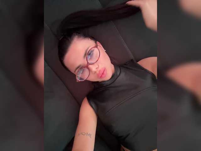 KatrinMoreno chat room