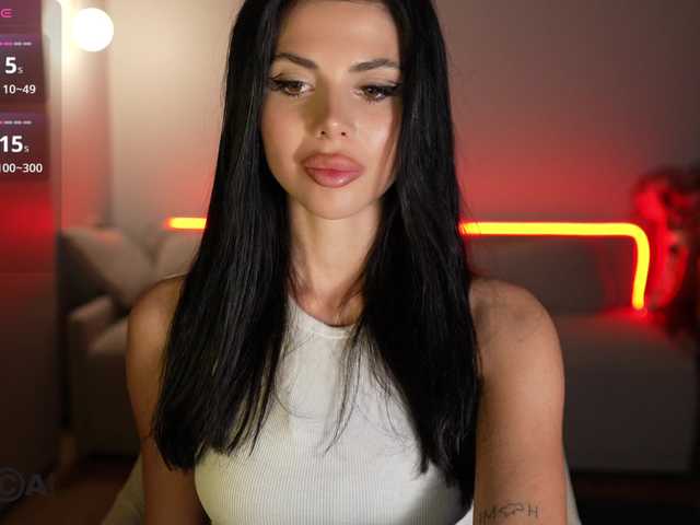 Sex chat gratuit in direct cu KatrinMoreno pe BongaCams