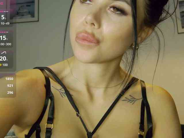 KatrinaMoreno webcam