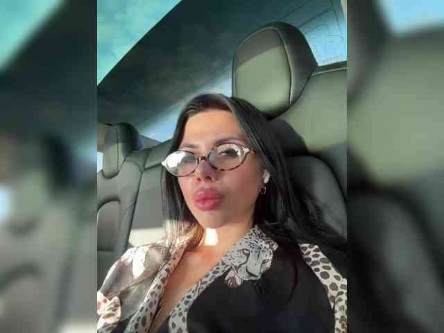 KatrinaMoreno webcam