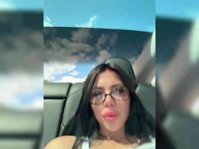 KatrinaMoreno webcam