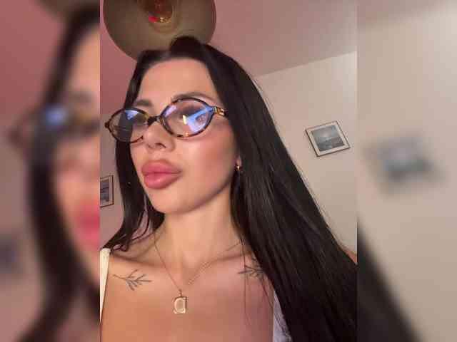 porno webcam KatrinMoreno