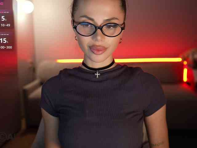 KatrinaMoreno webcam