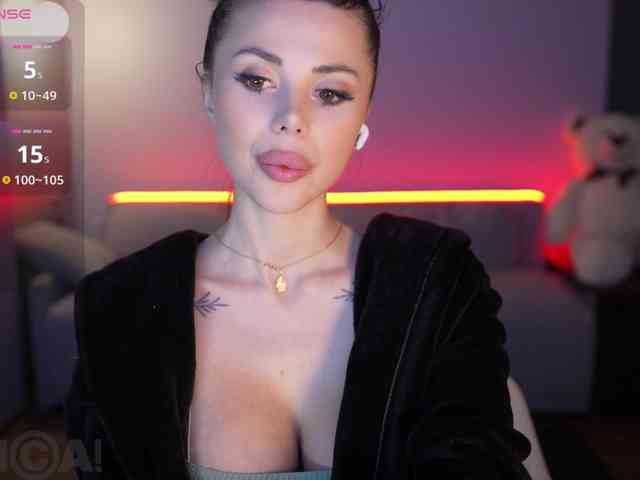 KatrinaMoreno webcam