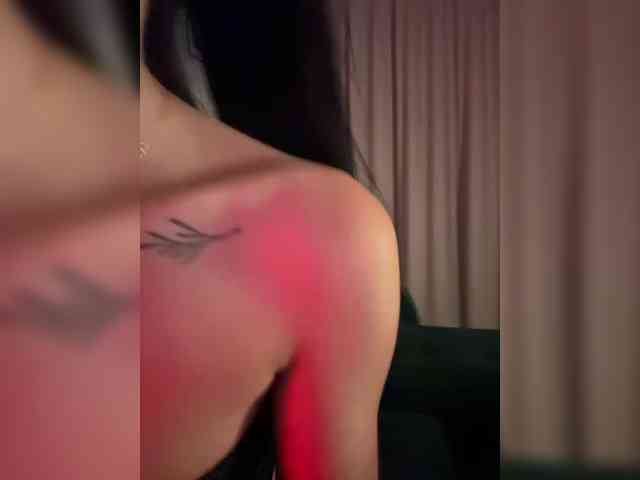 KatrinaMoreno webcam