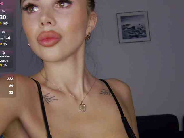 KatrinaMoreno webcam