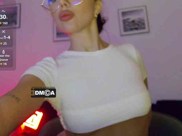 KatrinaMoreno webcam