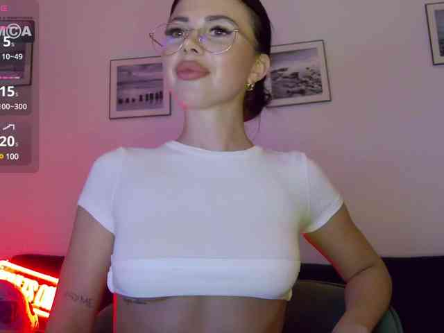 KatrinaMoreno webcam