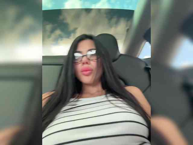 KatrinaMoreno webcam