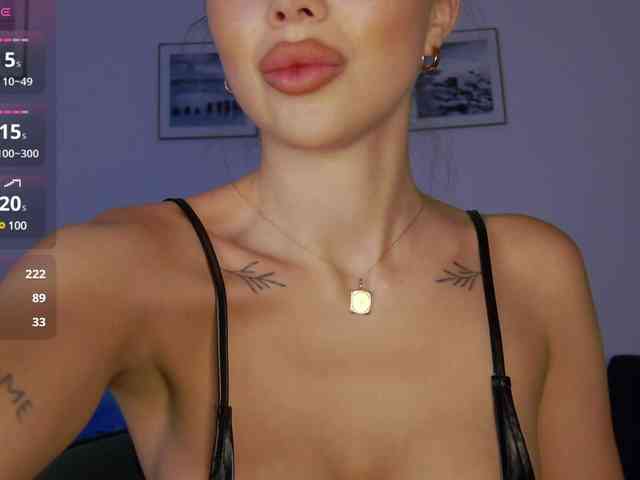KatrinaMoreno webcam