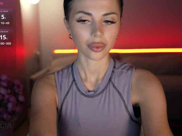 KatrinaMoreno webcam