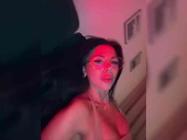 live voyeur KatrinMoreno