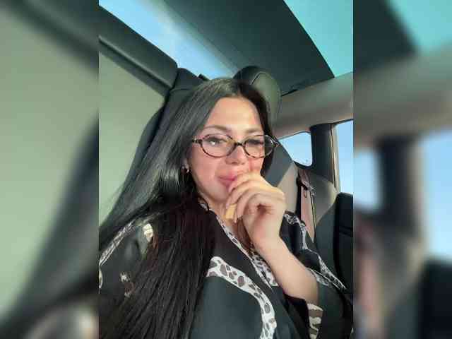 KatrinaMoreno webcam