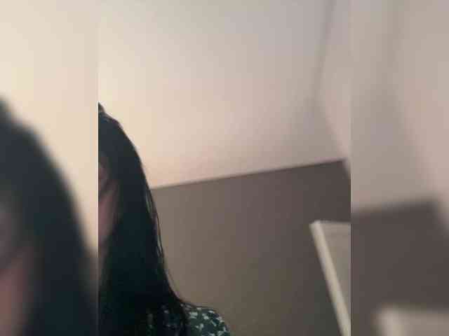 KatrinaMoreno webcam