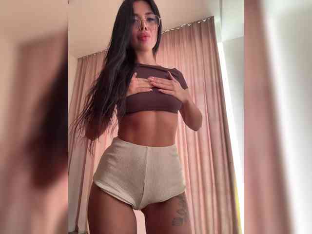 KatrinaMoreno webcam