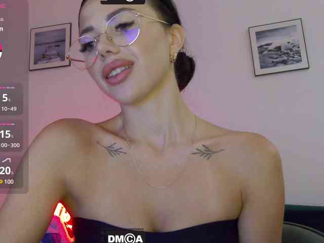 KatrinaMoreno webcam
