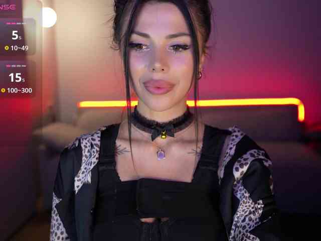 KatrinaMoreno webcam