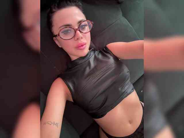 nude web cam KatrinMoreno