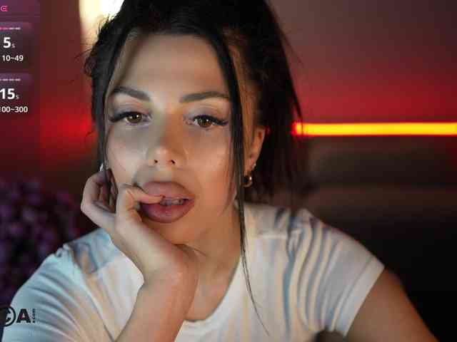 KatrinaMoreno webcam