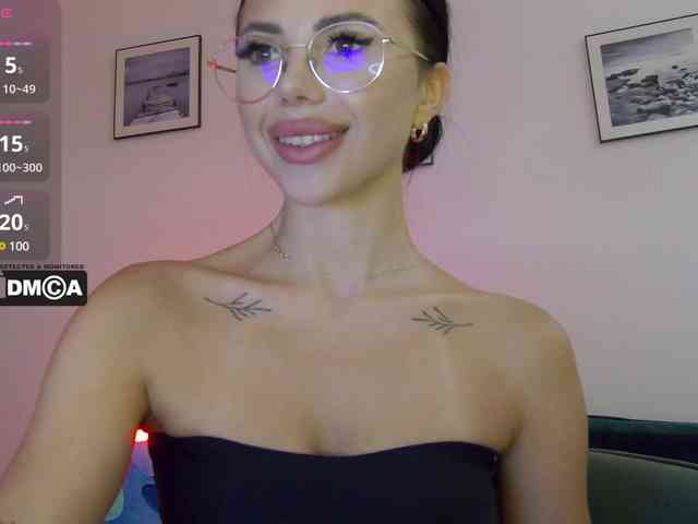 KatrinaMoreno webcam