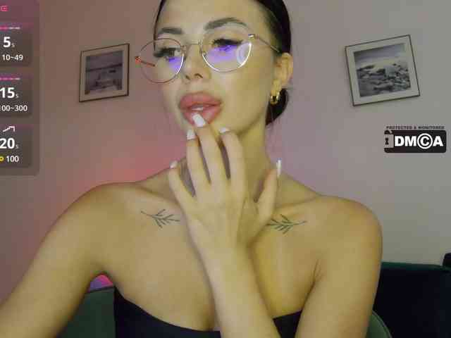 KatrinaMoreno webcam