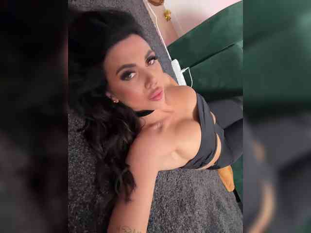 KatrinaMoreno webcam