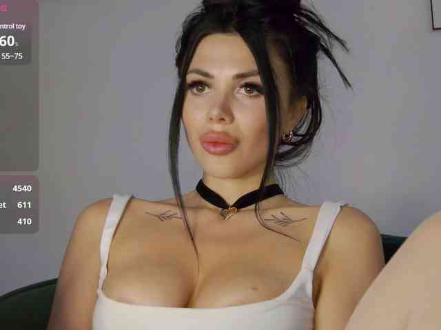 KatrinaMoreno webcam