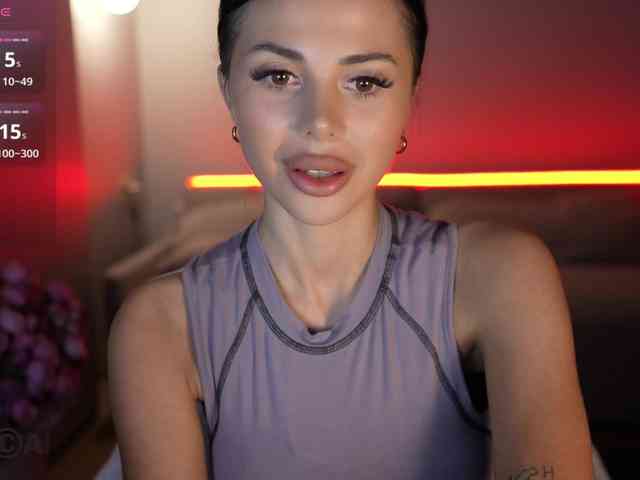 KatrinaMoreno webcam