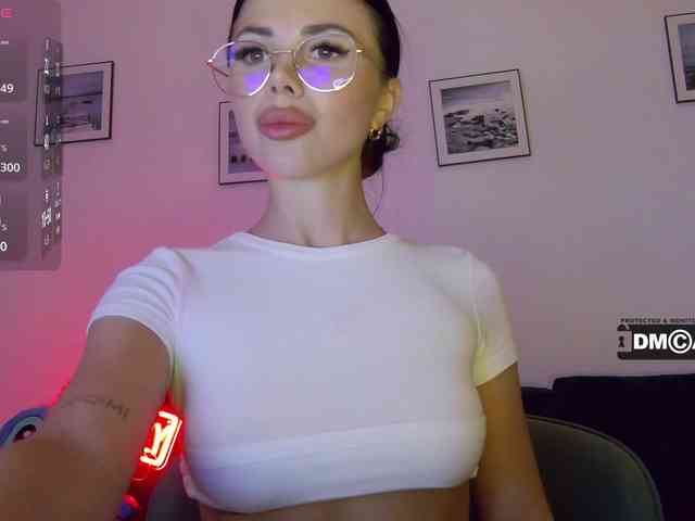 KatrinaMoreno webcam