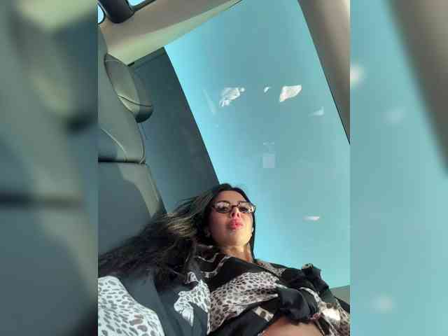 KatrinaMoreno webcam