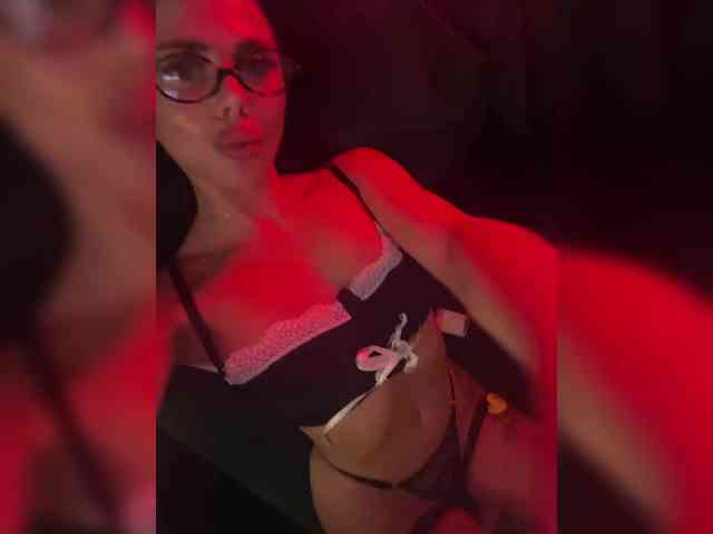 KatrinaMoreno webcam