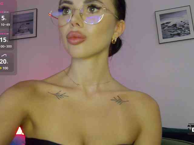 KatrinaMoreno webcam