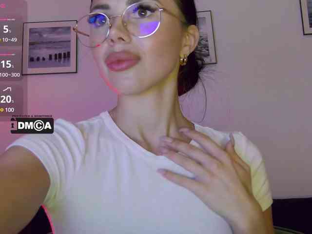 KatrinaMoreno webcam