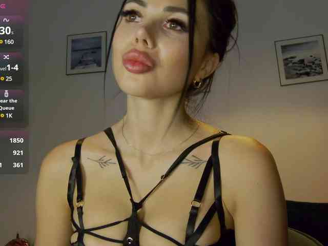 KatrinaMoreno webcam
