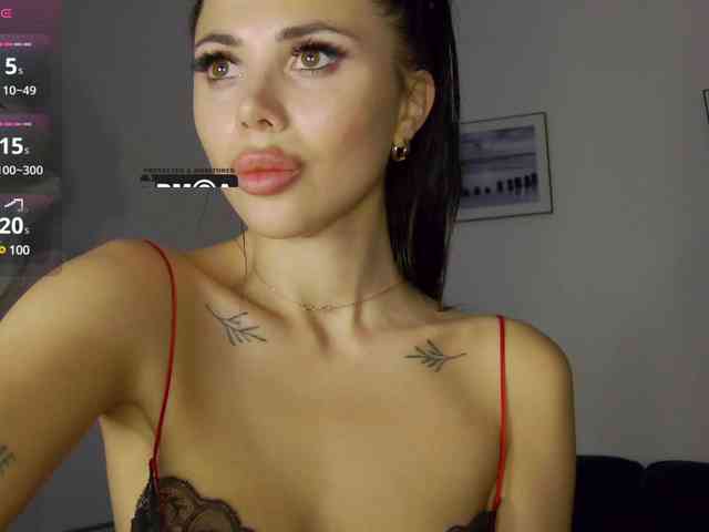 KatrinaMoreno webcam