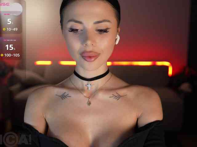 KatrinaMoreno webcam