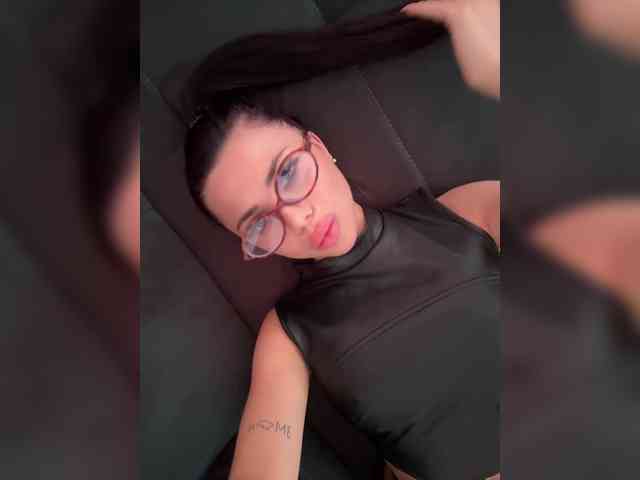 video chat free KatrinMoreno