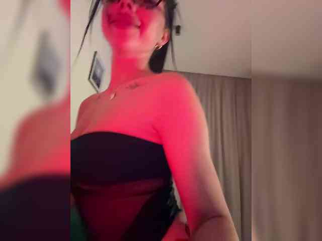 KatrinaMoreno webcam
