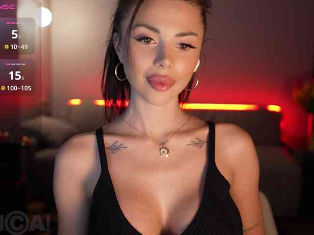 KatrinaMoreno webcam