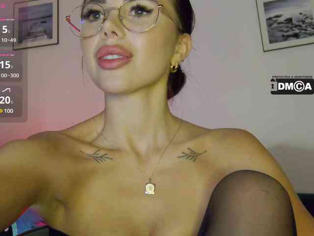 KatrinaMoreno webcam