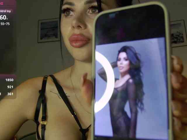 upskirt voyeur KatrinMoreno