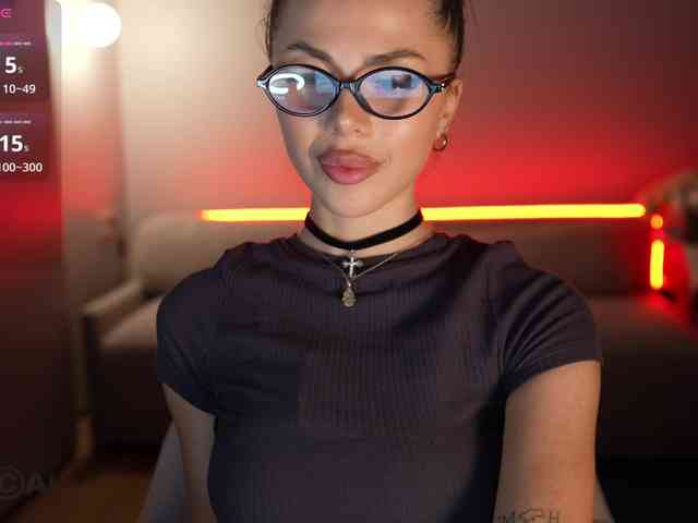 KatrinaMoreno webcam