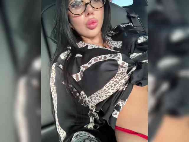 KatrinaMoreno webcam