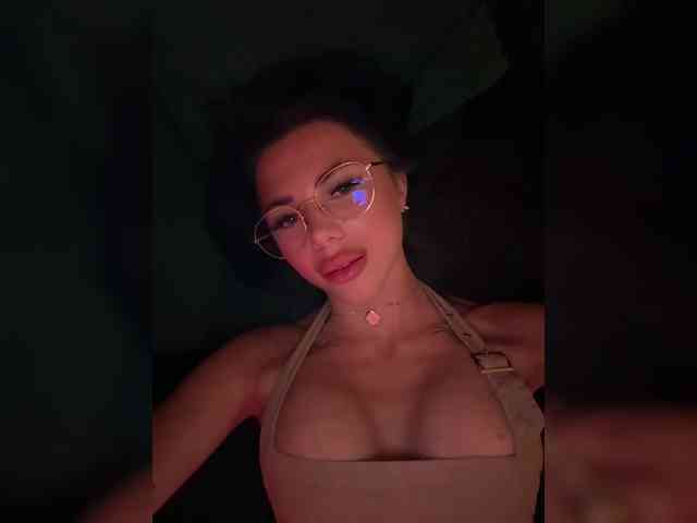 live voyeur KatrinMoreno
