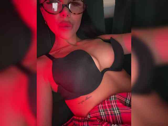 sex on webcam KatrinMoreno