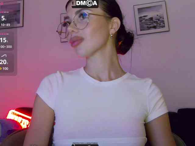 KatrinaMoreno webcam