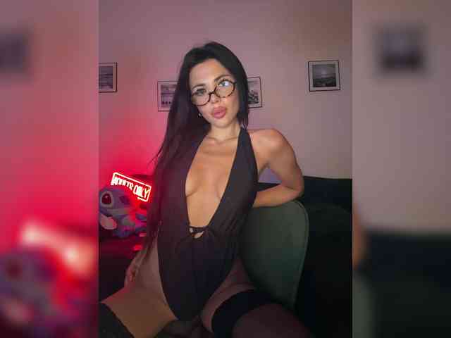 KatrinaMoreno webcam